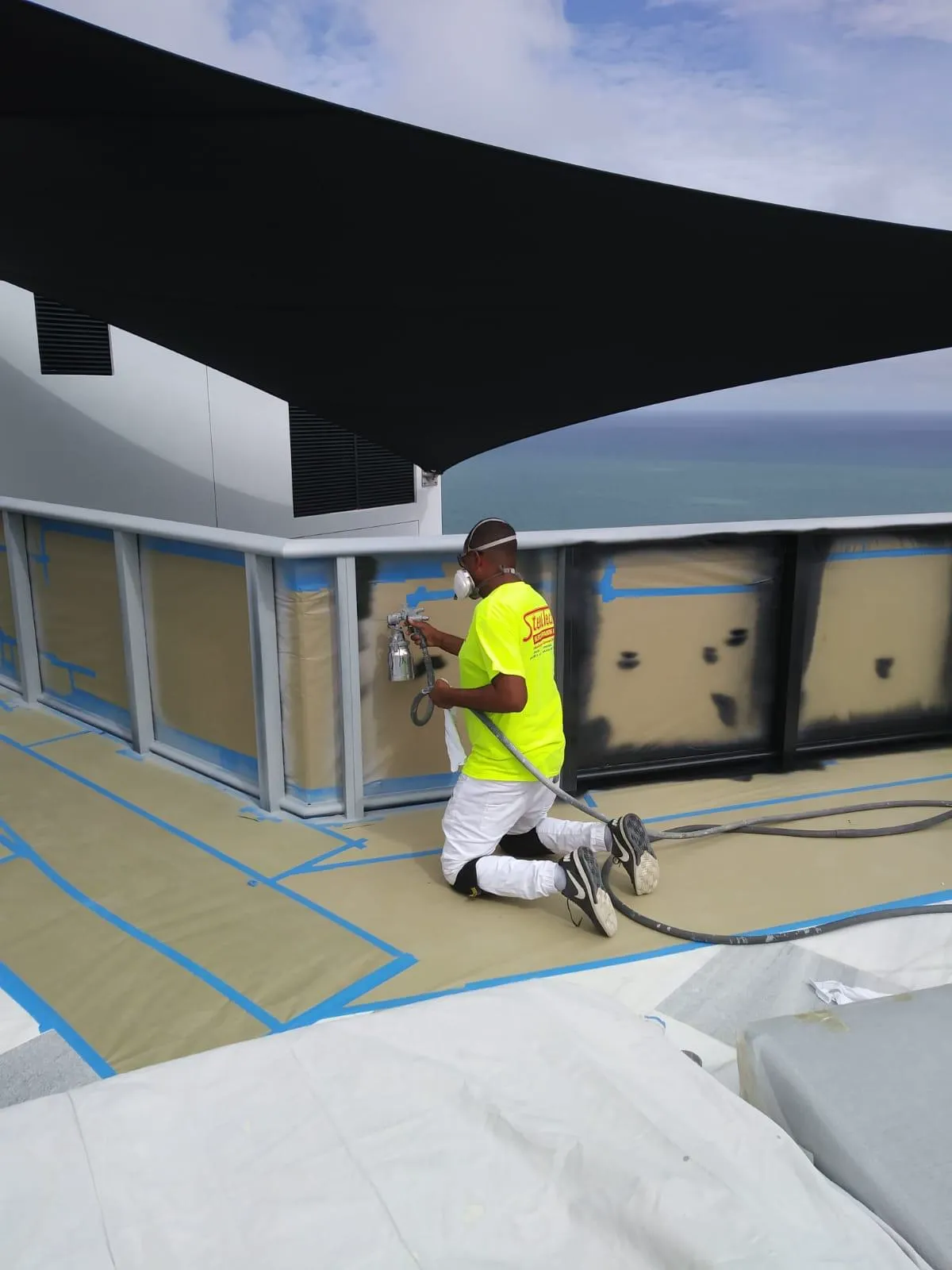 Penthouse balcony railings - Before